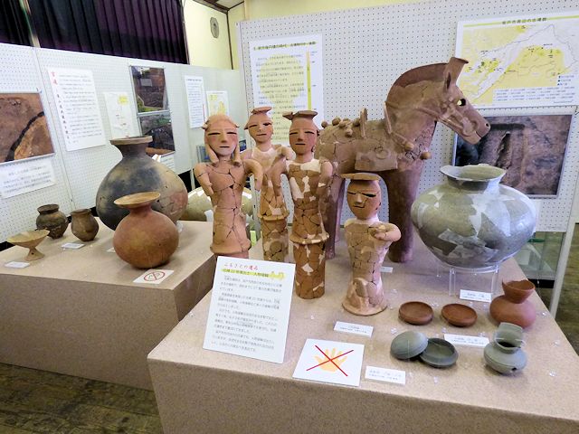 坂戸市歴史民俗資料館の土器と埴輪