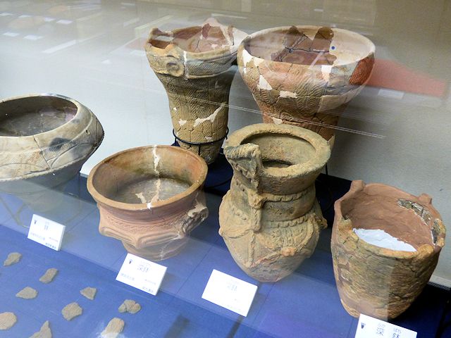 江南文化財センターの土器